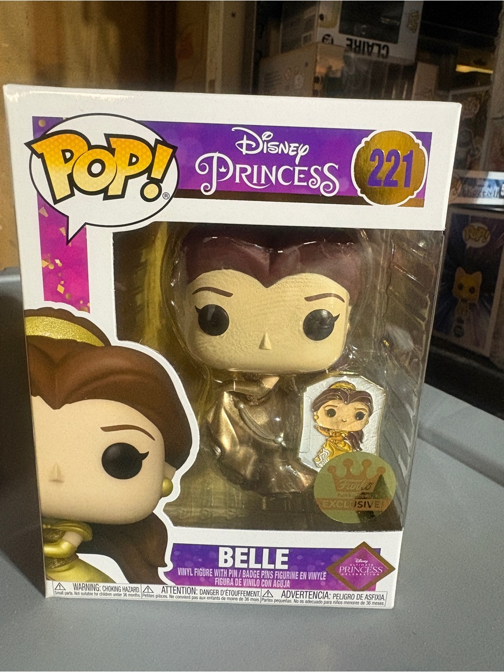 Funko Pop! Belle in Metallic Gold Dress - ultimate Princess #221 w/pin